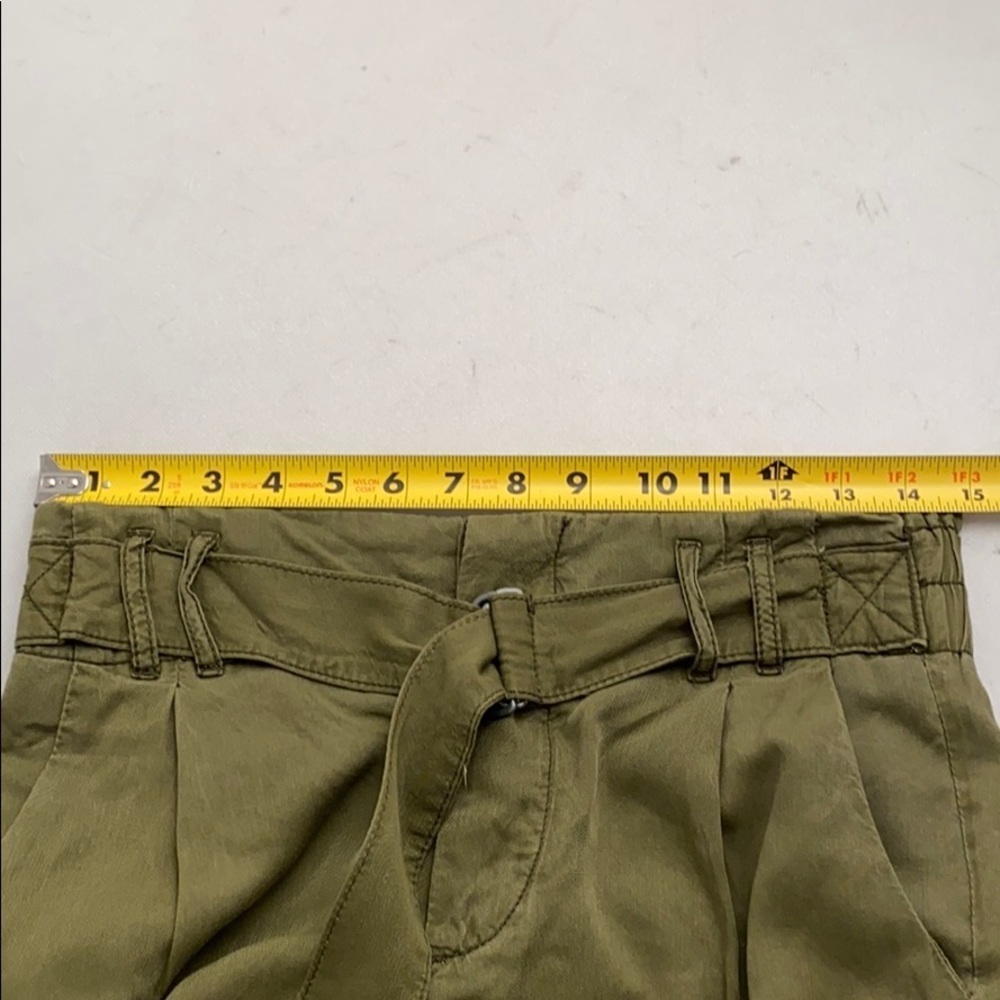 Free People high waist cropped cargo pants in Army green - Picture 9 of 13